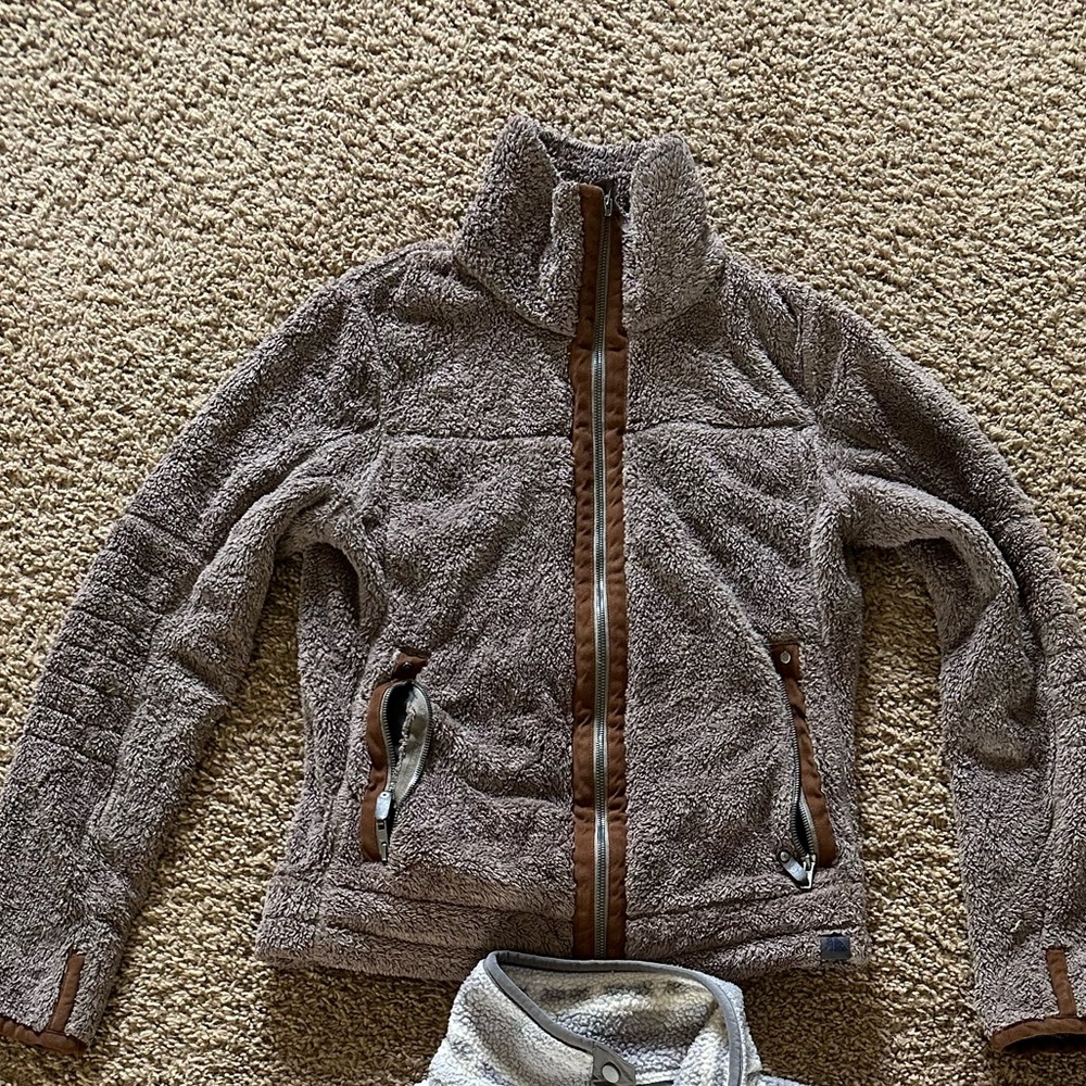 LL bean fleece. Used once. Size small.